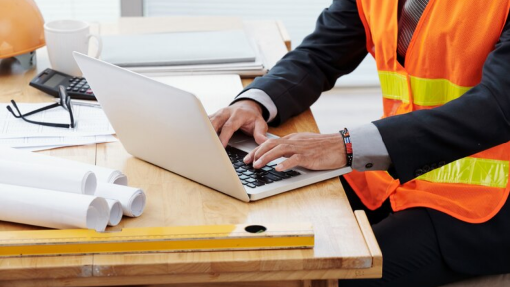 Leveraging Seasonal Trends: How Specialty Contractors Can Thrive with PPC During Peak Times
